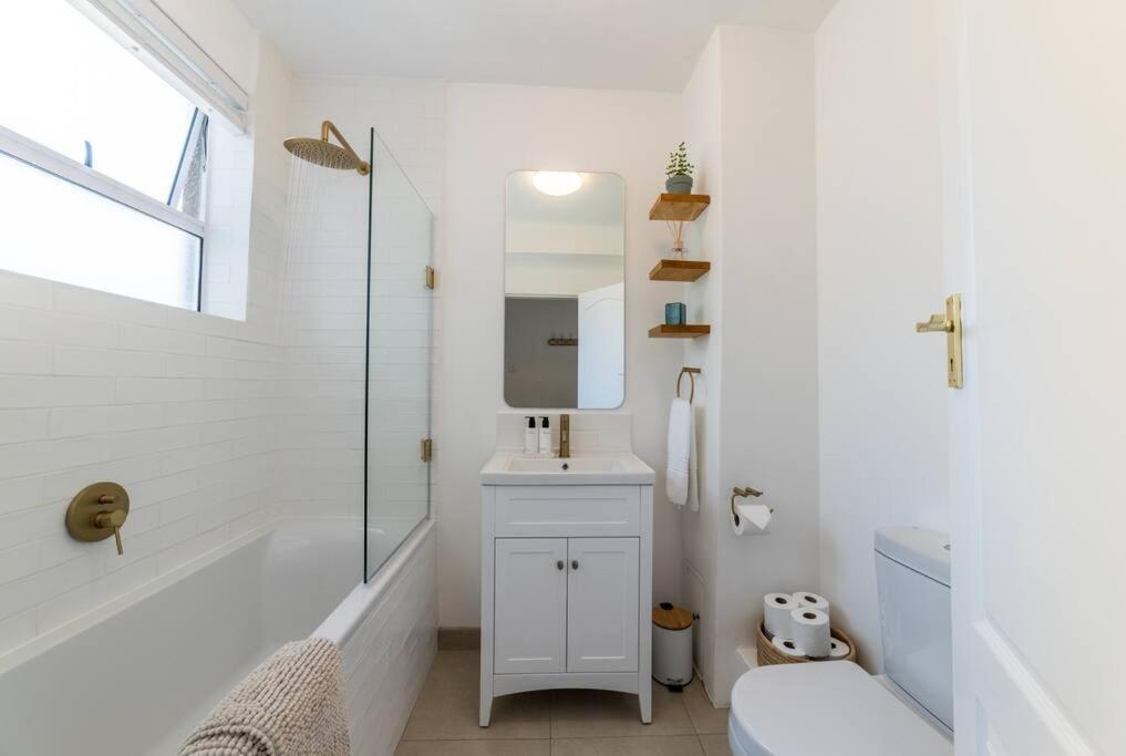 Greenpoint Emerald Cape Town Luaran gambar